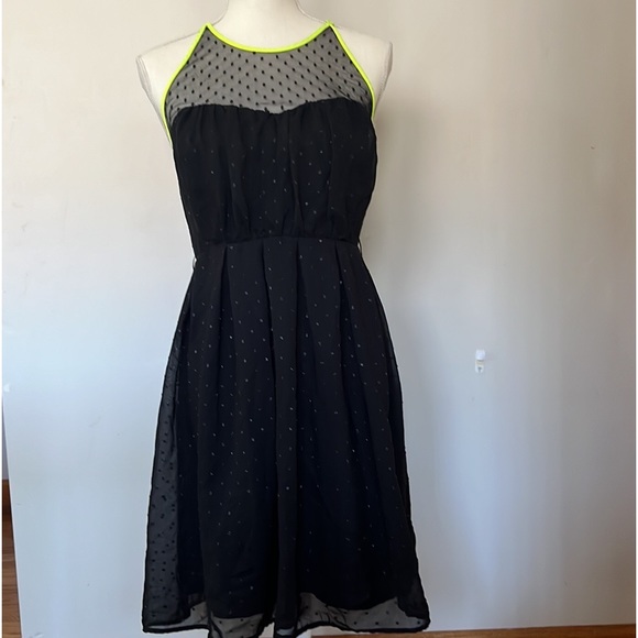 princess vera wang Dresses & Skirts - Princess by Vera Wang Black Dots Neon Trim Dress size 7